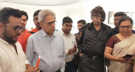 কলকাতার চিত্রপ্রেমীদের নজর কাড়ল আর্টভার্স-এর প্রথম চিত্রপ্রদর্শনী